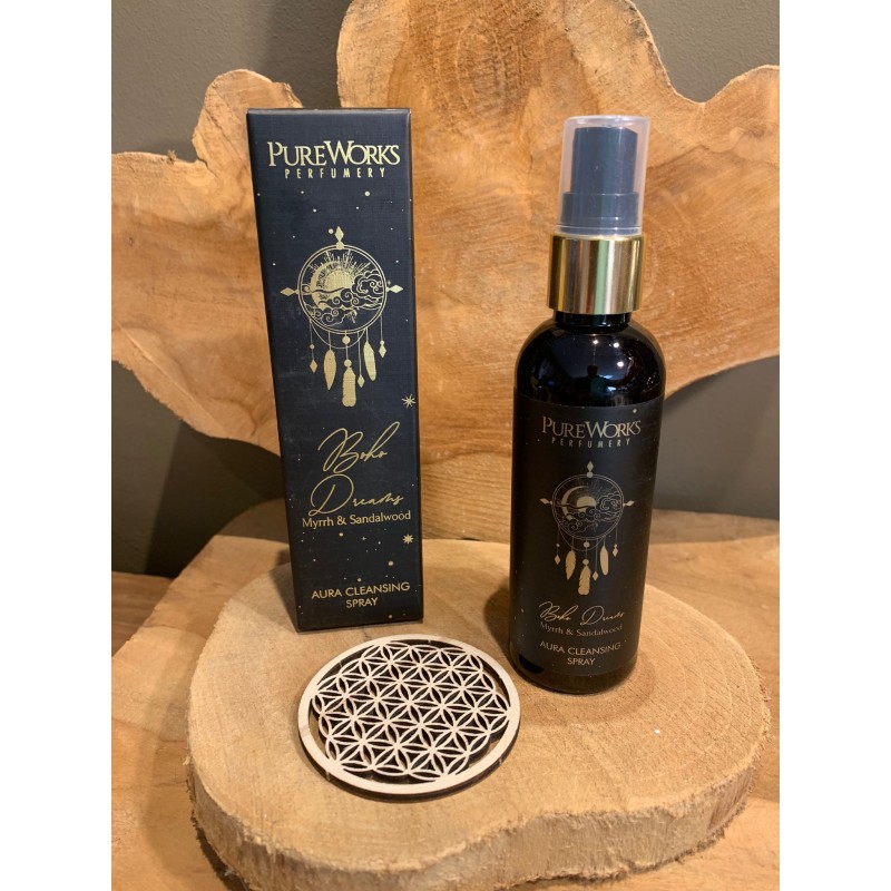 Eau sacree nettoyante de l aura Myrrhe et bois de Santal