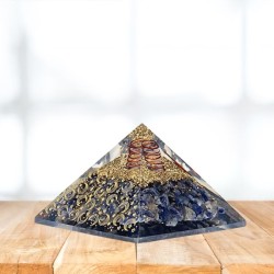 Pyramide Sodalite - orgonite - Symboles lunaire & étoiles