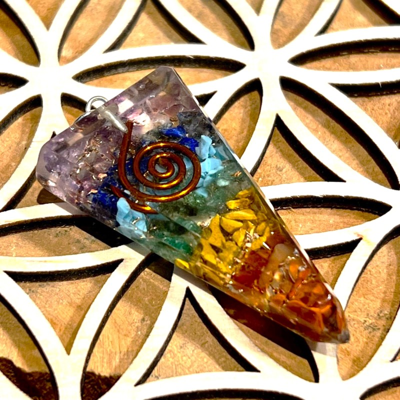 Pendentif Orgone Chakra - conique