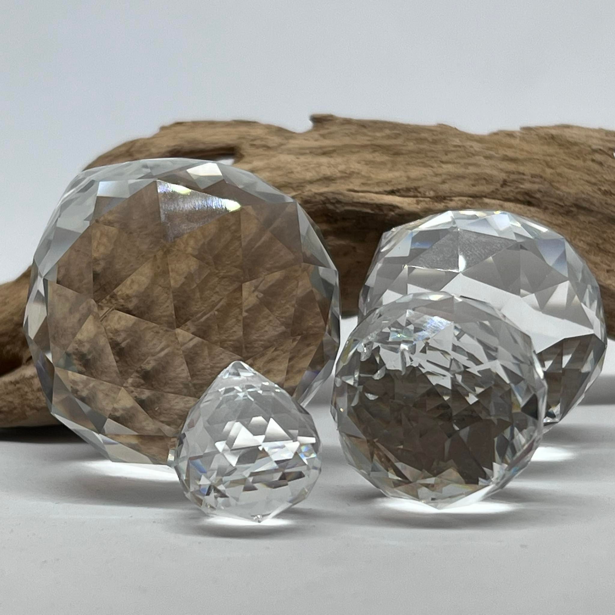 Boule de cristal Feng Shui facettée 5 cm